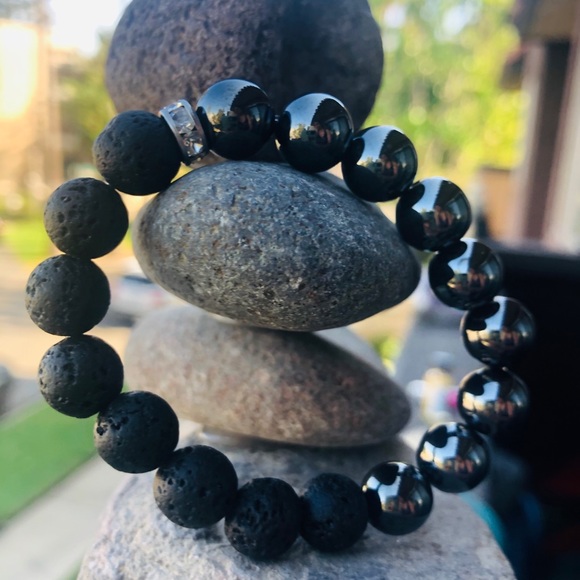 Meet your Posher, TheConscious Cat & KamaC - Picture 5 of 8